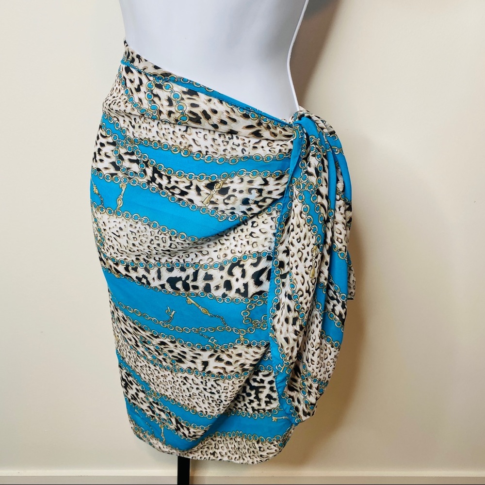 Animal Print & Charm Link Large Versatile Scarf